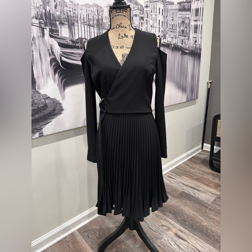 Black longsleeve cocktail